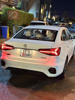 MG 5 Plus